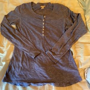 Women’s long sleeve light blue button front shirt
